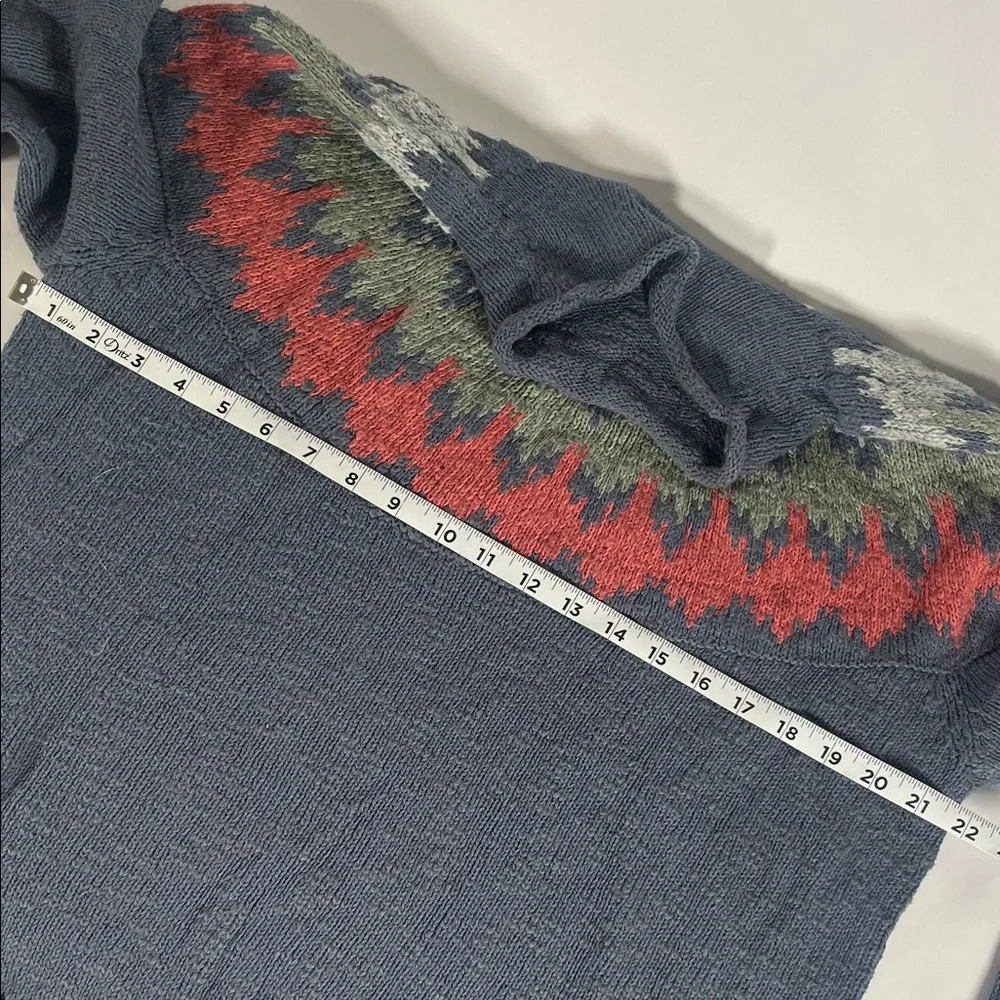 L.L. Bean Blue and Red Patterned Sweater - Picture 4 of 5